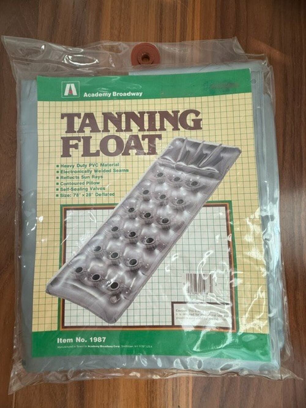 VTG Academy Broadway Tanning Pool Float Heavy Duty PVC Material 78” X 28” NEW